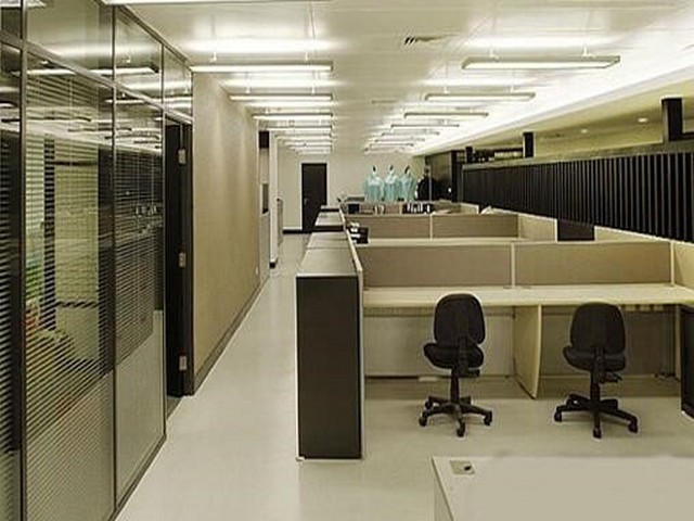 义乌箱包服装处理商家