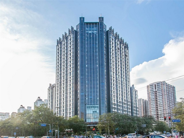 义乌箱包服装处理商家